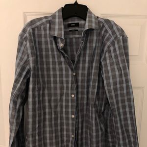 Hugo Boss men’s dress shirt.
